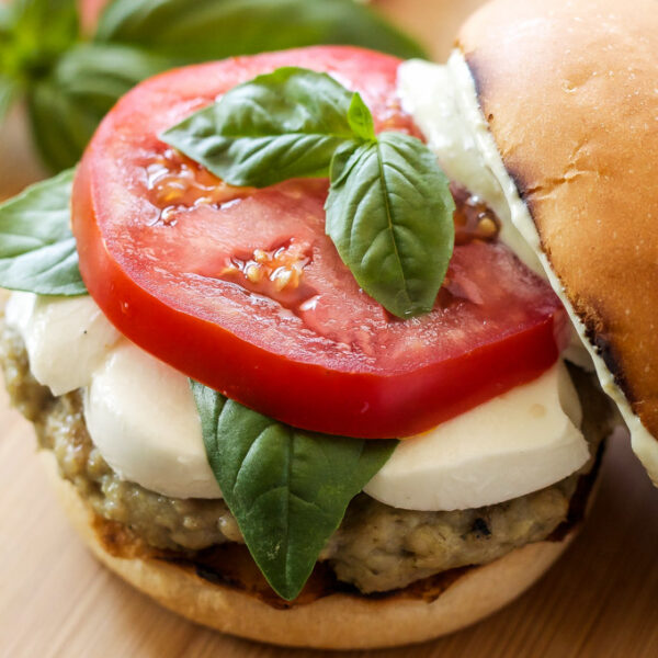 Caprese Chicken Burgers - Recipe Runner Caprese Chicken Burgers - Recipe Runner