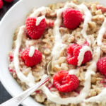Raspberry Cheesecake Oatmeal | Healthy dessert inspired oatmeal for breakfast without any of the guilt!
