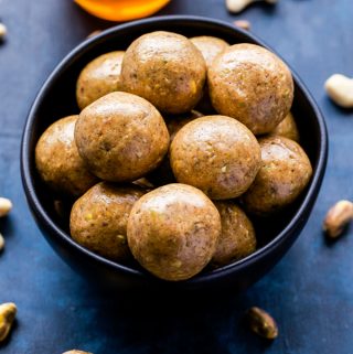 Honey Nut Energy Bites taste exactly as the name suggests. They’re perfect for pre-workout fuel, an afternoon snack or a healthy after dinner treat! #energybites #honey #paleo #glutenfree #snack #healthy #nuts