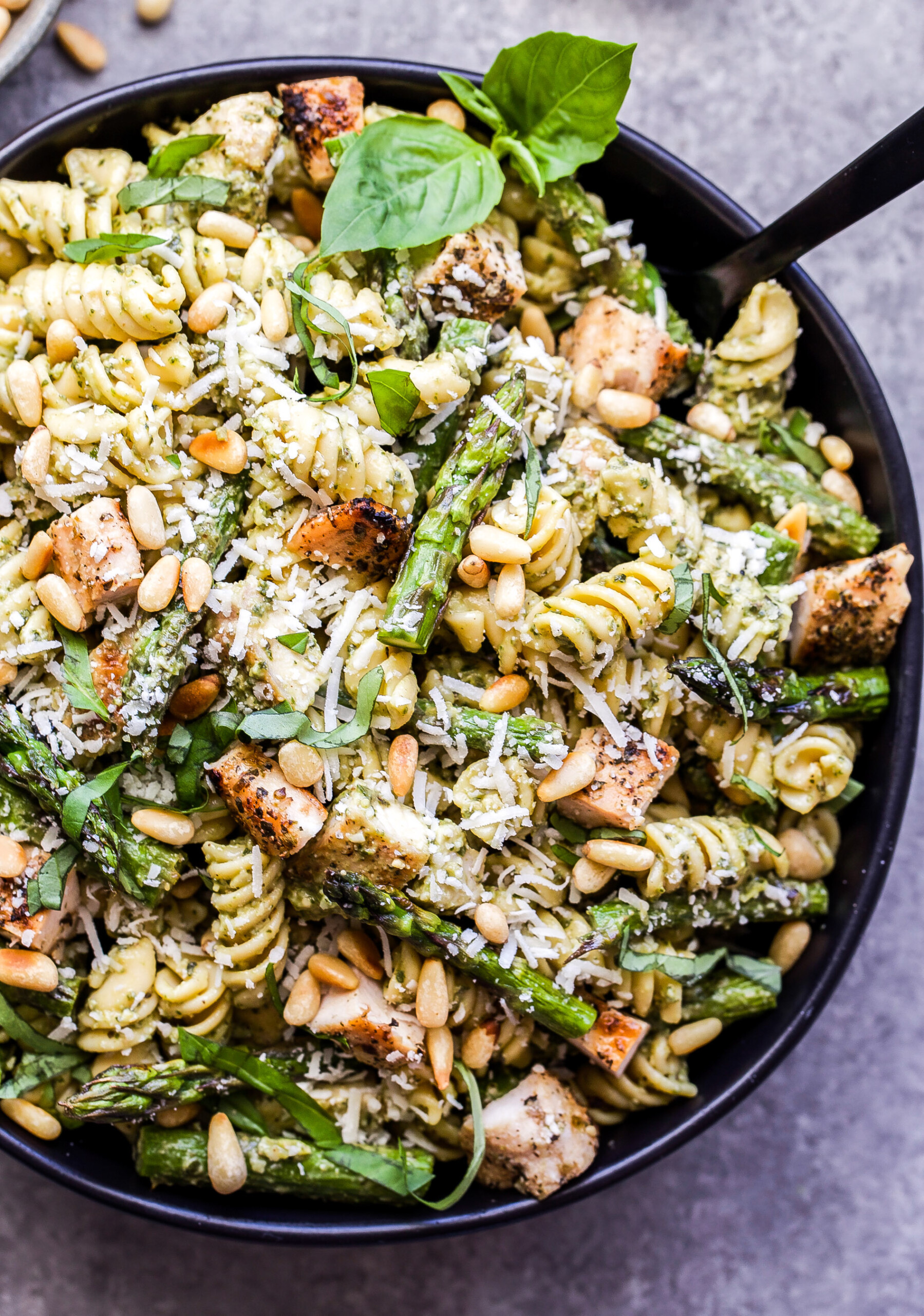 Grilled Chicken and Asparagus Pesto Pasta Recipe Runner