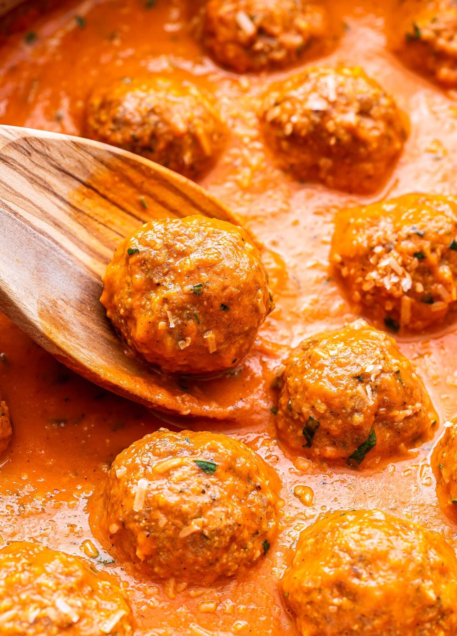 Turkey Meatballs in Roasted Red Pepper Sauce Recipe Runner